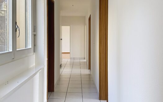 Très bel appartement rénové de 5.0 pièces Avec vue sur la Cathédrale