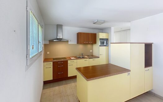 Bel appartement de 4,5 pièces Avec grand balcon