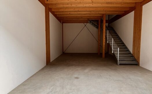 Le Bry  » LE PARC D’OGOZ » Box de 132 m2