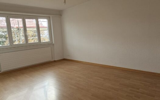 Renovierte 3.5 Zimmerwohnung in Düdingen !