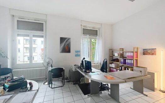 À LOUER – Surface idéale pour bureaux ou activités