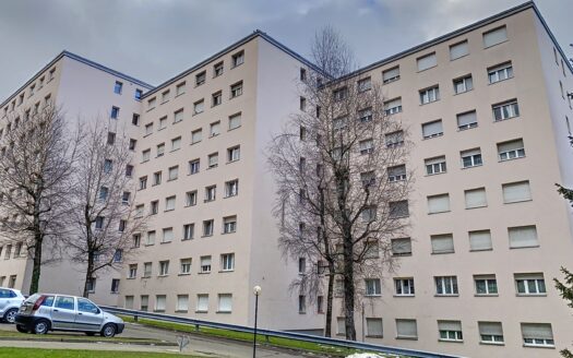 Appartement de 4.5 pces avec grand balcon !