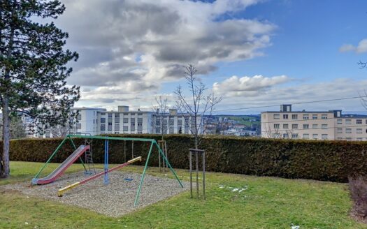 Appartement de 4.5 pces avec grand balcon !