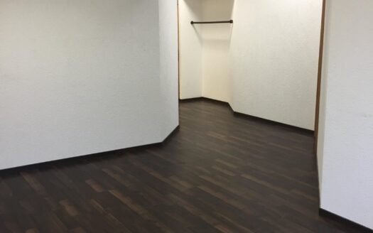 Surface administrative de 74m2 à Marly !