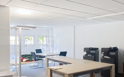 À LOUER – Surface commerciale/bureaux à Givisiez