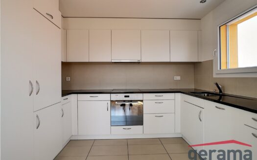 Helle 5.5 Zimmerwohnung in Wünnewil