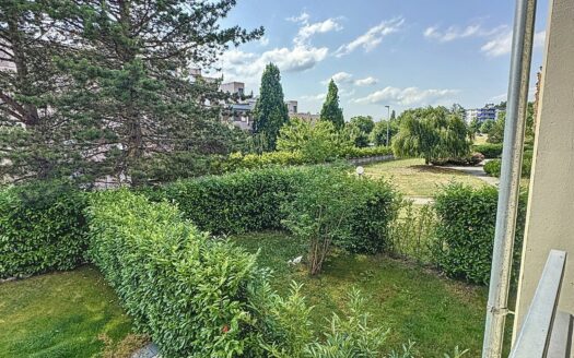 3.5-ZIMMER-WOHNUNG 1. Stock – mit Loggia
