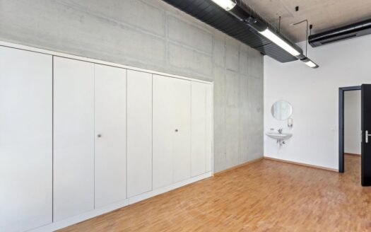 Surface administrative de 283 m2