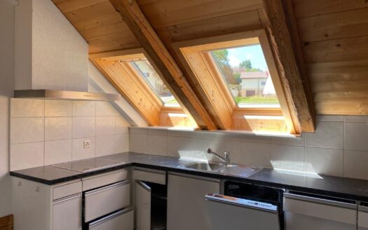 3.5 pièces avec mezzanine dans ferme rénovée!