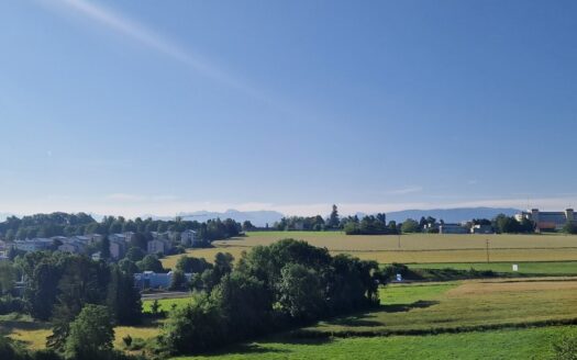 4,5 pièces attique avec vue sur les préalpes