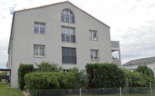 Appartement 2.5 pièces au 1er étage