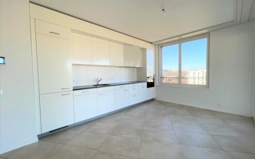 Spacieux appartement de 3.5 pces au 4e étage