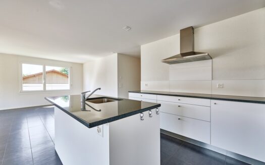 Schöne 3.5 Zimmerwohnung in St. Antoni !