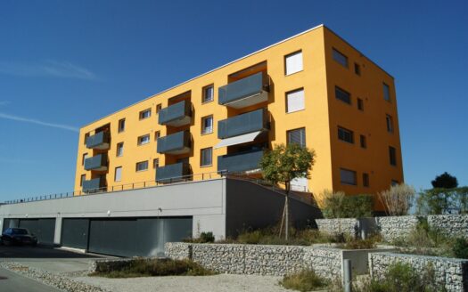 Sonnige 3.5 Zimmerwohnung in Wünnewil