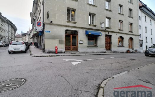 Surface commerciale à louer avec vitrine