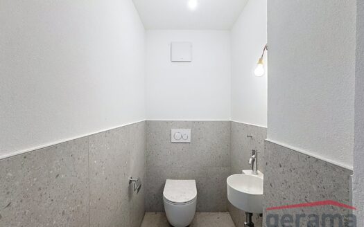 Charmant bureau de 28 m2 au 1er étage