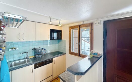 Charmant chalet de deux appartements A proximité de la Berra