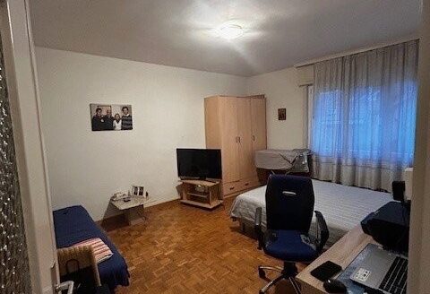 Joli studio à Fribourg !