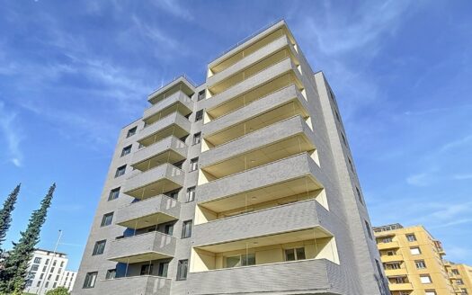 Bel appartement 2.5 pces au 4ème étage