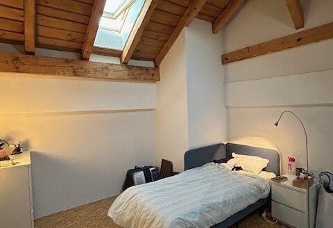 Jolie studio à la rue de Morat 8