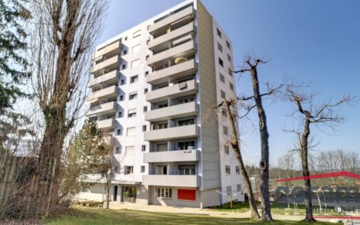 Appartement 2.5 pièces au 8ème