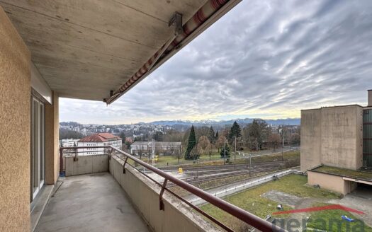 Logement de 4.5 pièces dans le quartier du Jura !