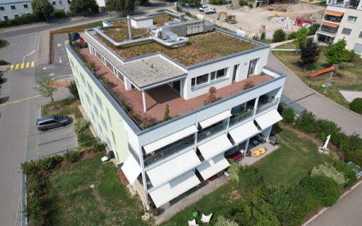 Magnifique attique au centre de Corminboeuf