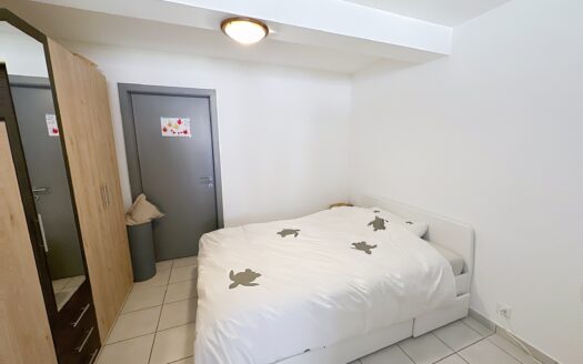 Charmante villa individuelle de deux appartements