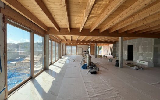 À LOUER – Bureau lumineux de 220 m2 avec terrasse