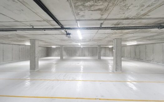 Dépôt à louer – 316 m2 à Corminboeuf