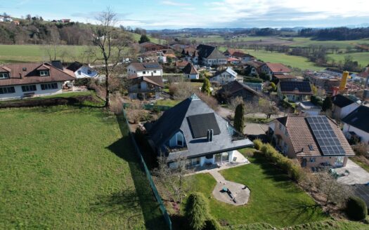 AUSNAHMEOBJEKT Wunderschöne freistehende Villa