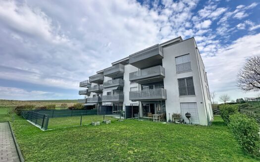 Attique avec grand balcon