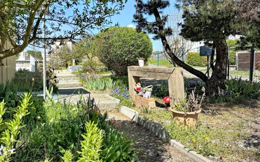 5.5-Zimmer-Doppelhaushälft Vor kurzem renoviert