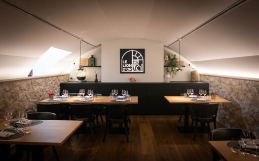 Restaurant au centre de Farvagny