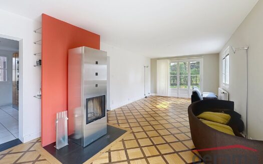 Villa de 8 chambres à Fribourrg !