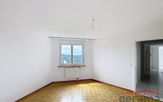 Charmante 3.5 Zimmerwohnung im 1.OG