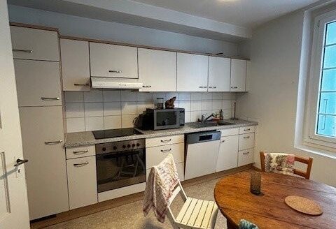 Au centre ville de Fribourg : Jolie 3.5 pièces