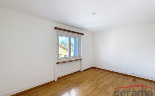 Bel appartement situé dans le quartier du Jura