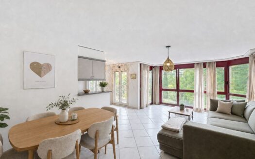 Appartement de 3,5 pièces avec balcon à proximité de Fribourg