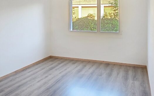 Helle 3.5 Zimmerwohnung in Schmitten