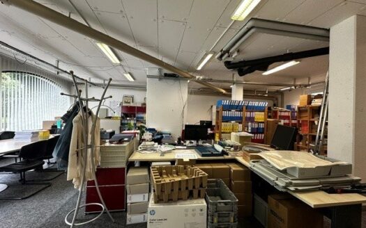 Commerce de 102 m² à louer