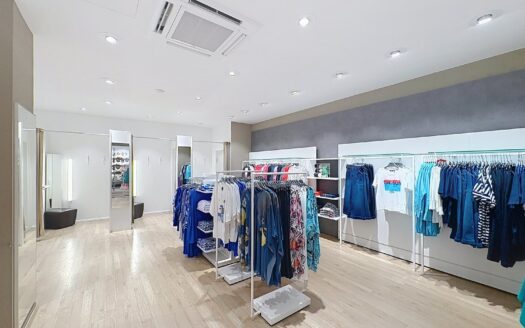 Surface commerciale avec vitrine