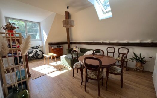 Magnifique appartement 2.5 pièces dans les combles