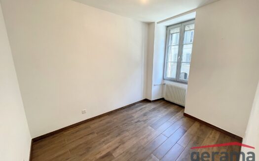 Appartement 2.5 pièces proche de la Cathédrale
